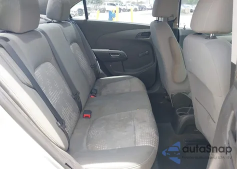 2015 Chevrolet Sonic Ls Auto z USA, uszkodzony, nr VIN 1G1JA5SH6F4135947